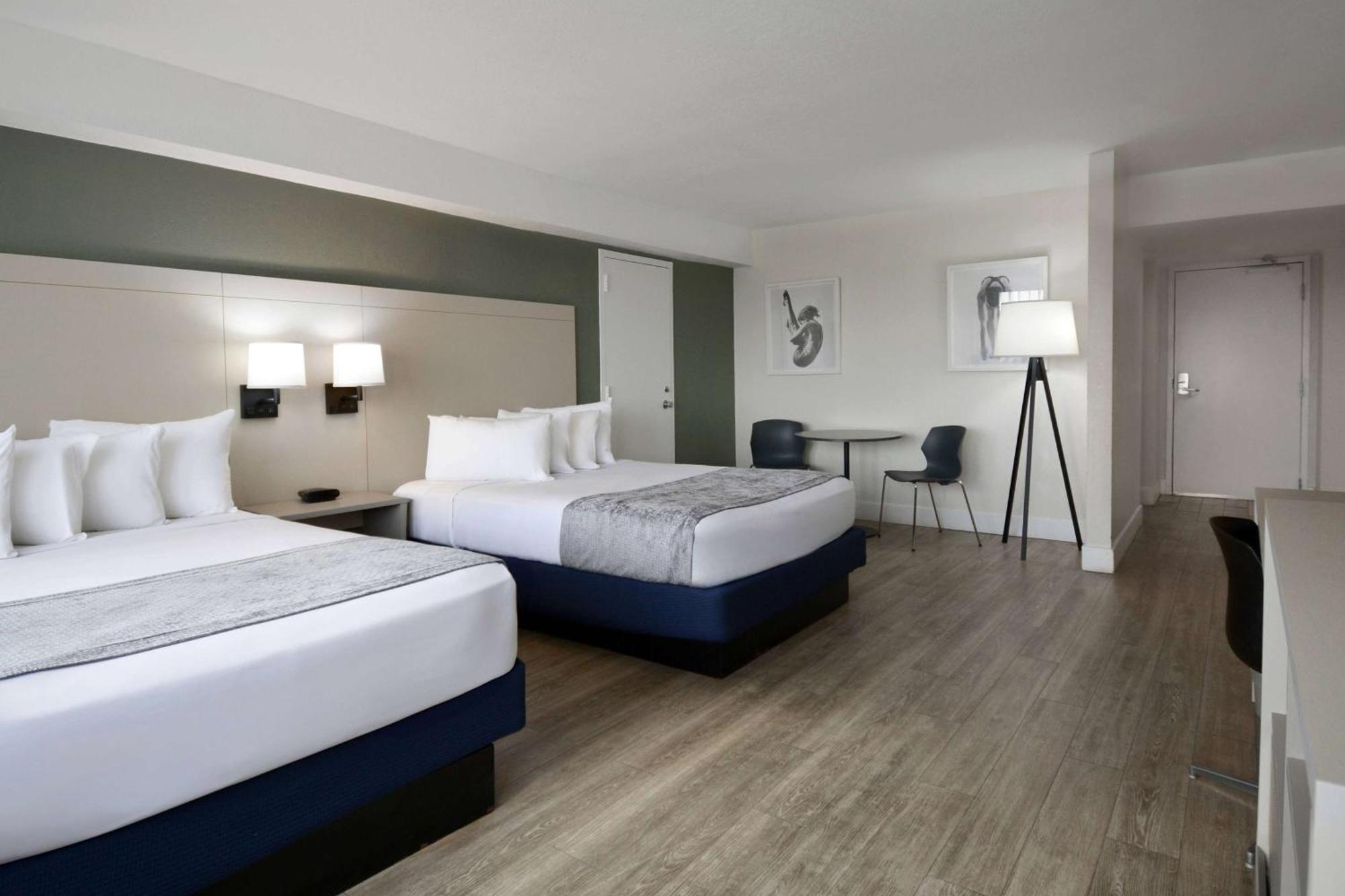 Wyndham I-Drive Avanti Resort & Conference Center Орландо Екстериор снимка